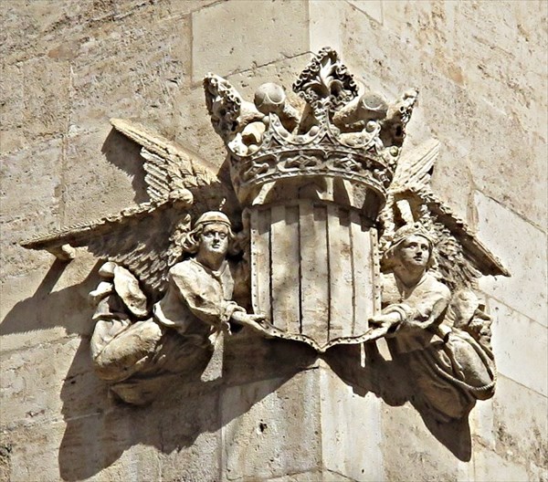 146-Королевскии герб Рыночнои площади
